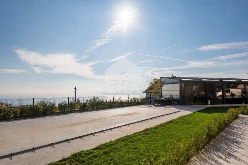 Продава се Двустаен апартамент в Варна, Бриз - 63 кв.м за 1336 €/кв.м - Снимка #4