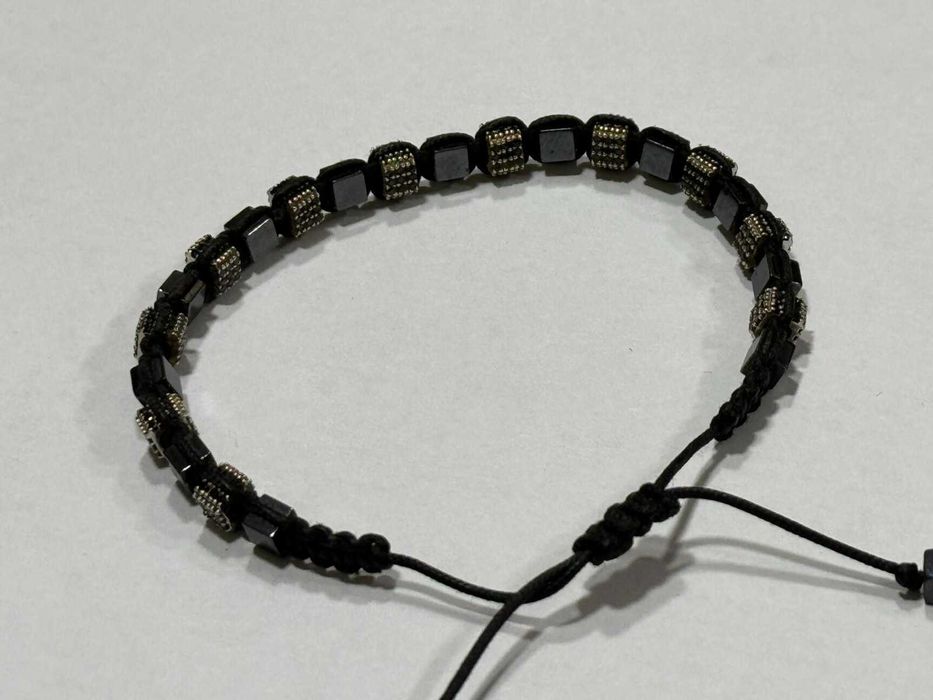 Златна гривна с мъниста - бяло злато 14К