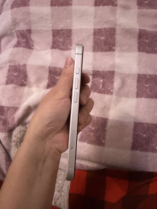Продам iPhone 17 256 gb