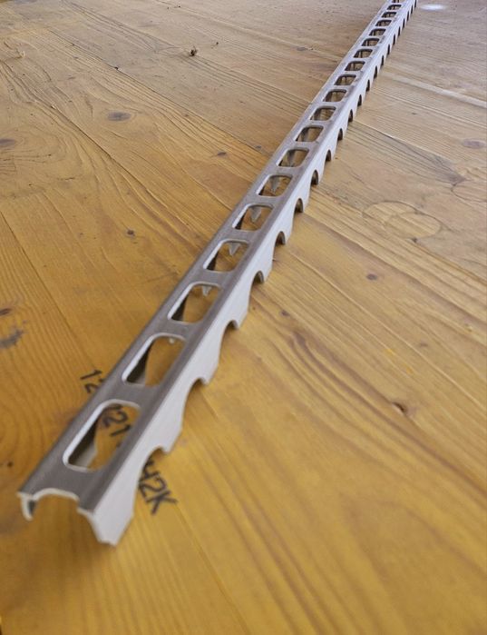 Distantier linear cofraje