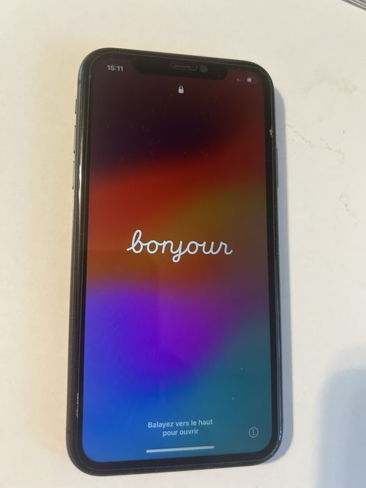 Сотовый iPhone 11