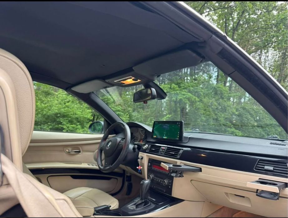 Vand sau schimb Bmw E93 Cabrio an 2008