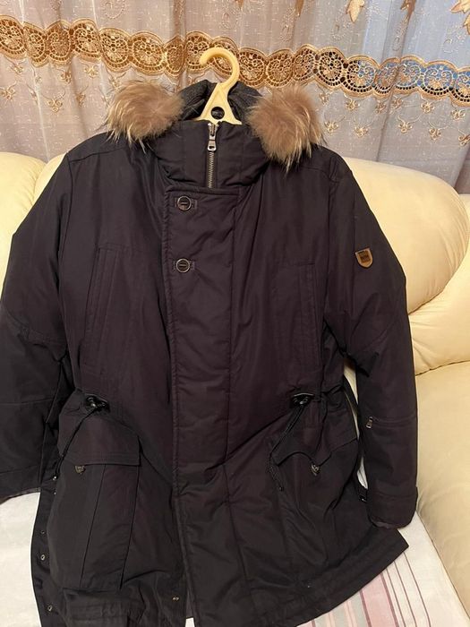 Пуховик BOSS оригинал