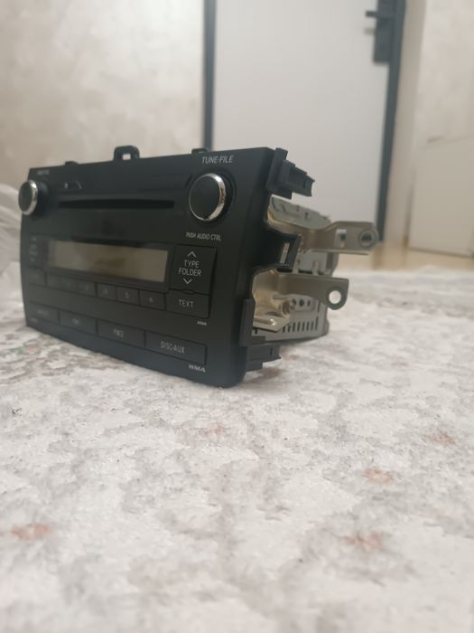 Магнитофон Corolla 2011