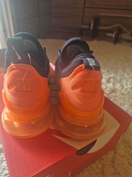 Детски маратонки Nike AIR MAX 270