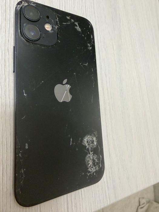 Iphone 12 mini темно синий цвет