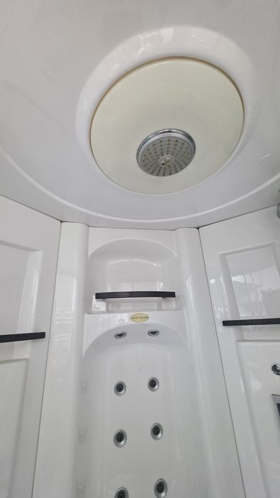 Cabină de dus cu hidromasaj jacuzzi