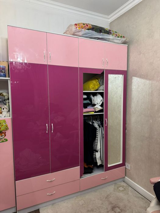 Детская кровать и мебель