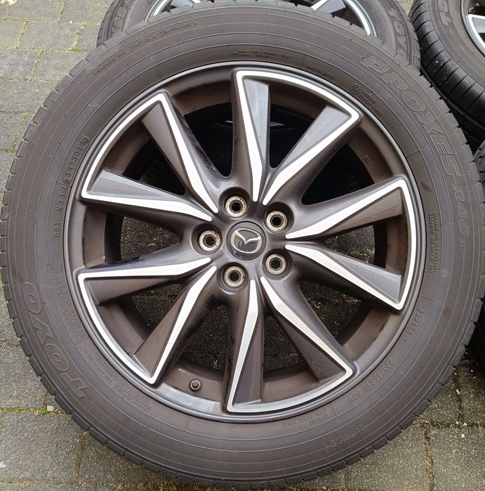 Оригинални джанти с летни гуми 19 цола Mazda CX5 Дот 2020г