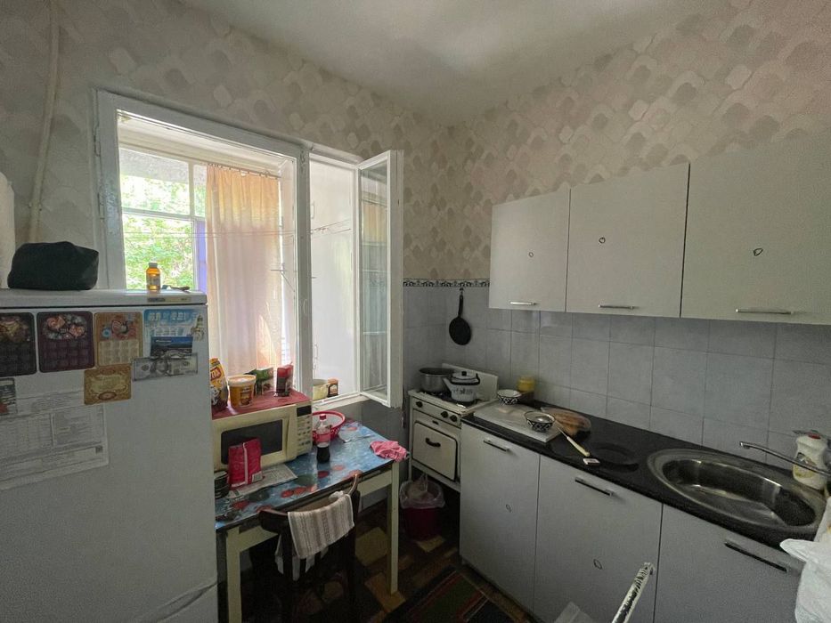 2\2\4ЮНУСАБАД-8  ,бал 1.5/6 комнаты раздельные