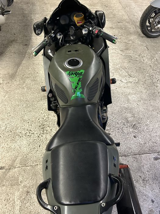 Kawasaki ninja zx6r-636