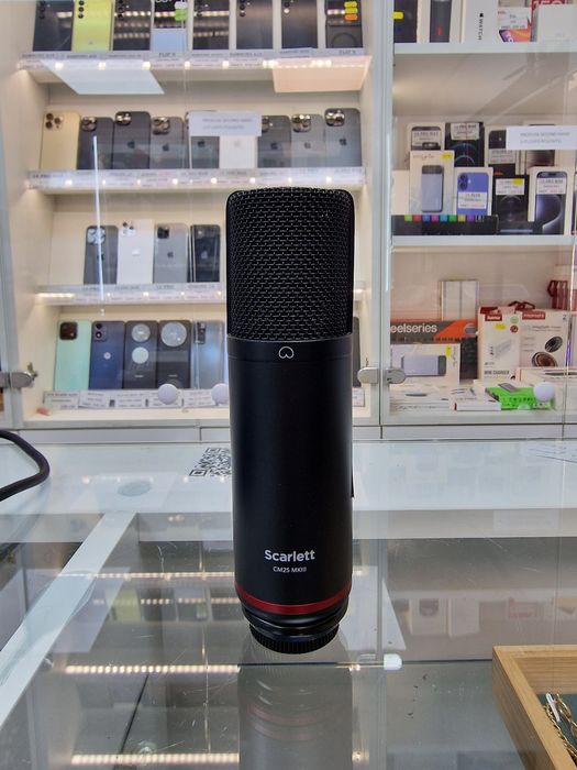 Amanet Vitan 107 Microfon Scarlett CM25 MKIII