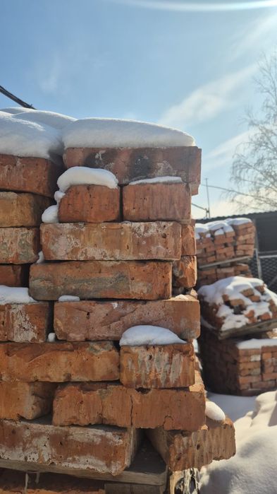 Продам кирпичи б/у
