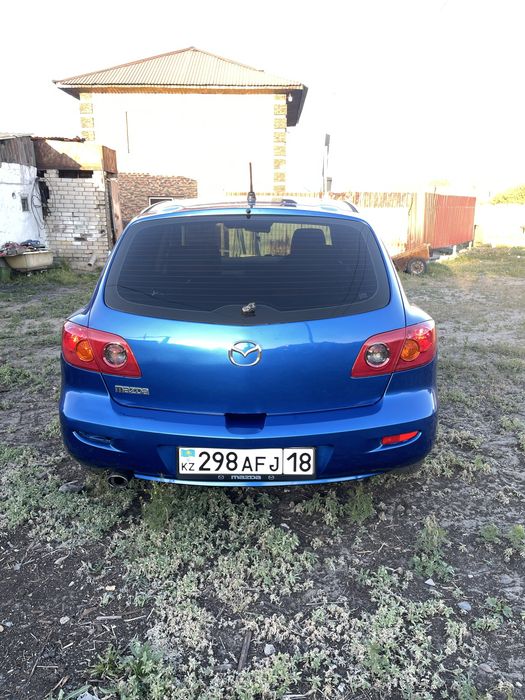 Продам Mazda Axela, 2004года
