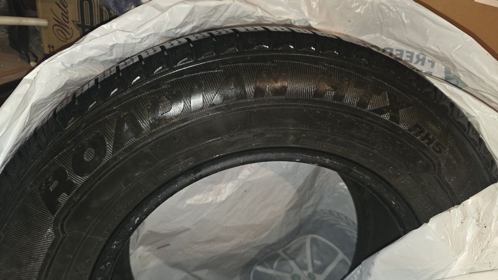 Продам шины 265/65/17