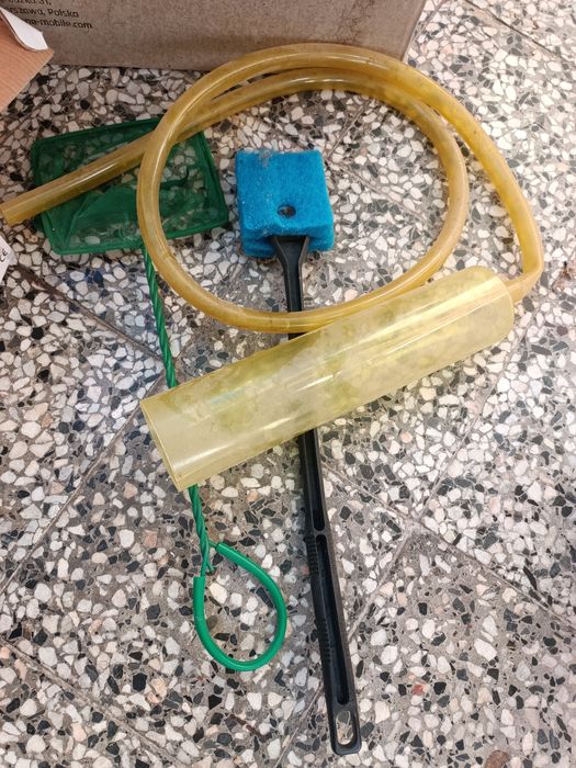 Продавам оборудван аквариум 60литра