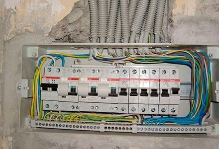 ELEKTRIK XIZMATLARI 220V / 380
Uy, ofis va ishlab chiqarish obye