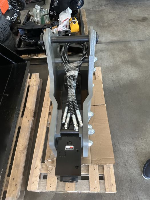 Хидравличен чук,къртач за комбиниран багер JCB и HIDROMEK