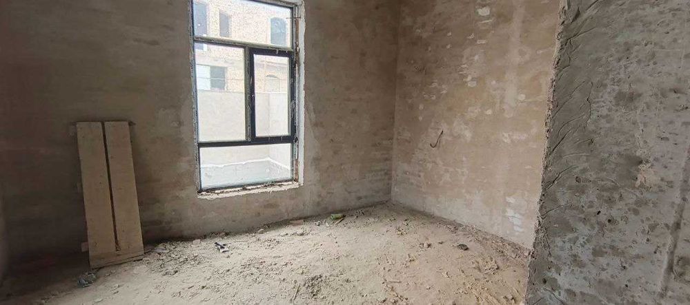 Янги ХАК ТЕК услубида қурилган уй тезда ва арзон сотилади