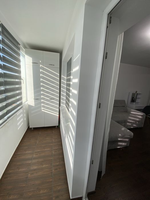 Inchiriez apartament