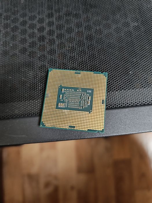 Процессор Intel Core i3-9100F + Оригинальный кулер Intel