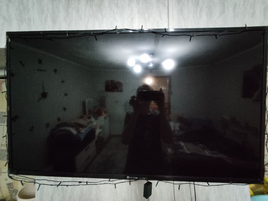 Продам телевизор