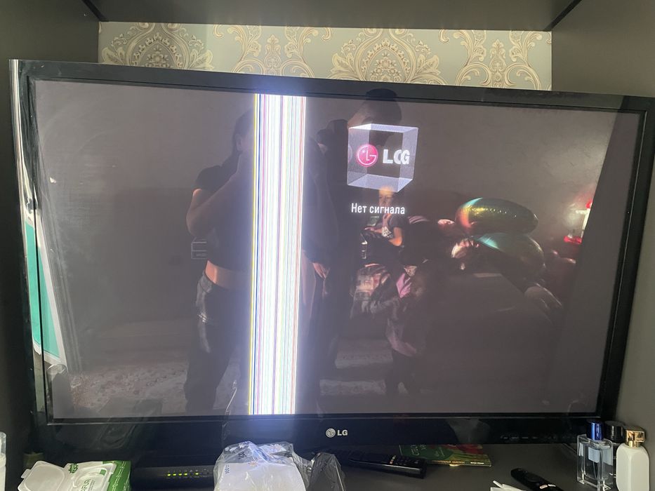 Продам телевизор