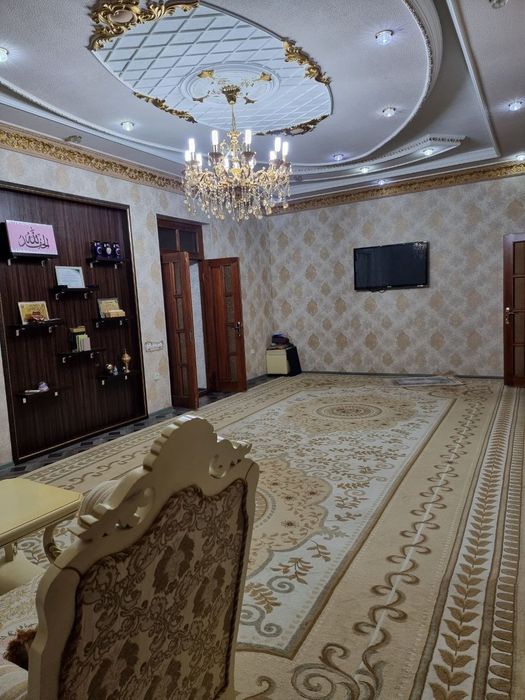 Arenda Olmazor Qoraqamish moyqurgon uchastka dom