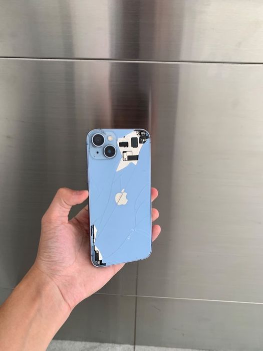 Продам iPhone Plus
