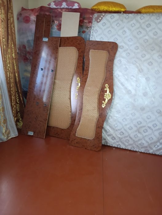 Spalniy mebel yaxshi holatda narxini kelishamiz