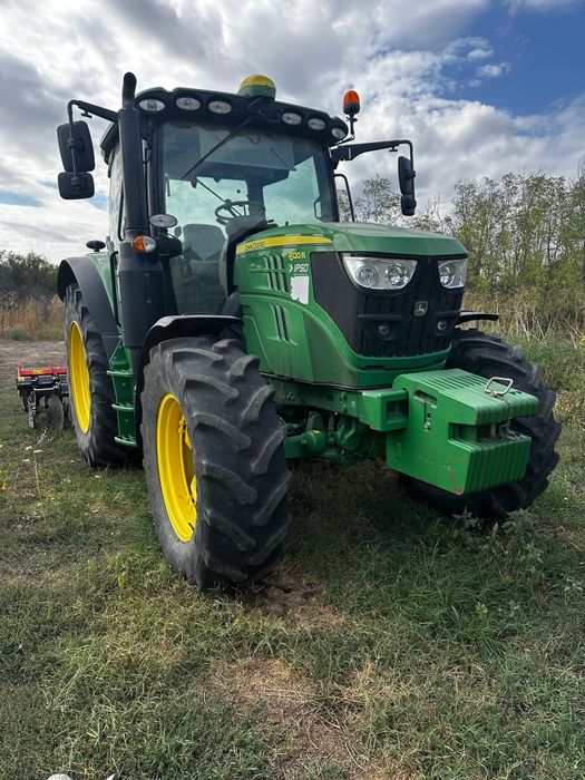 JOHN DEERE 6120R – OCazie RARĂ – DOAR 1600 ORE