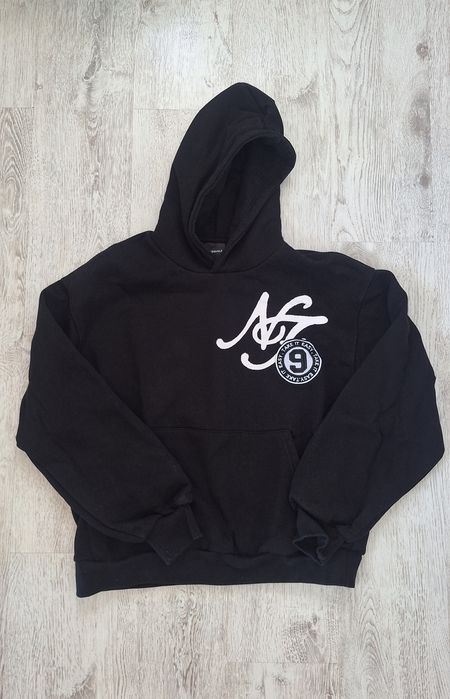 Слуичъри bershka, zara, stussy