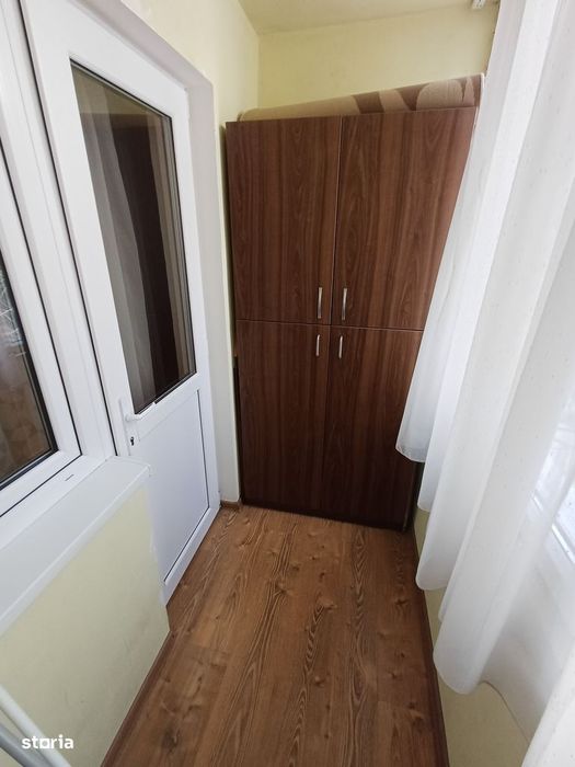 Apartament 2 camere etaj 2 de vânzare Rogerius,zona Perla (Proprietar)