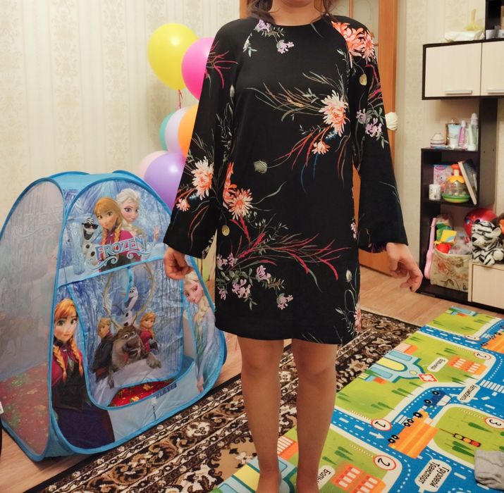 Продам платья женские