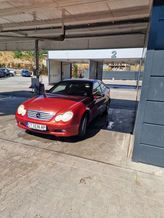 Mercedes w203. 1.8 benzin