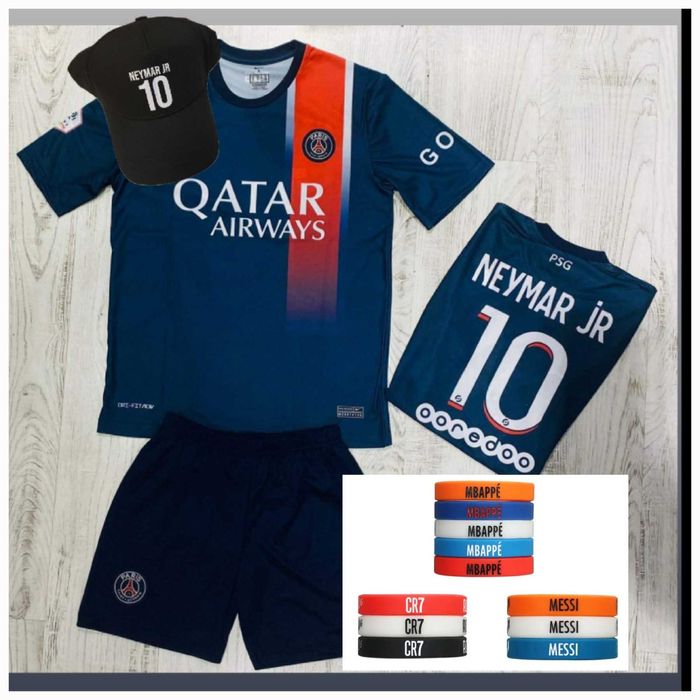 Играчка фигурка:Зидан/ Роналдиньо/ Холанд/ Роналдо/ Меси/ Мбапе Неймар