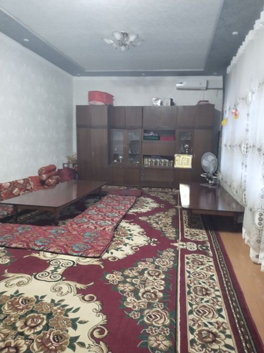 Hovli sotiladi karmanada
