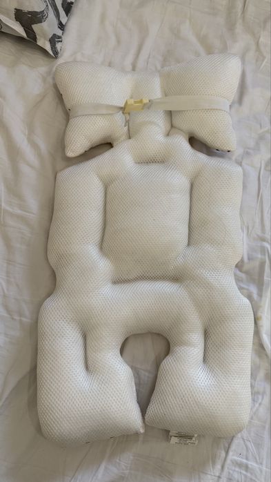 Подушка для беременных и матрас для коляски