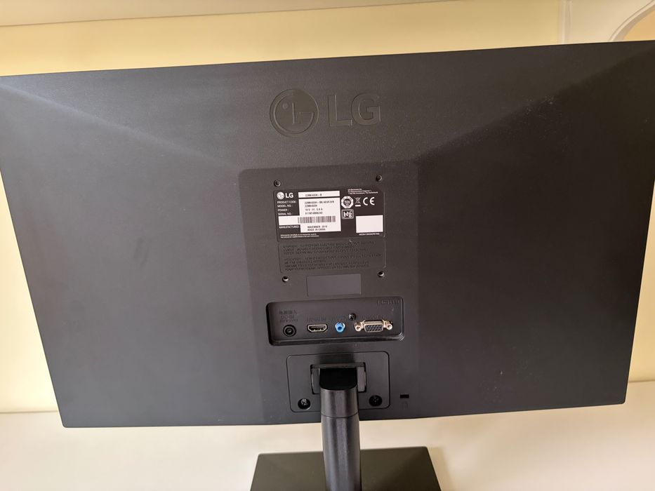 Монитор LG 22MK400H-B