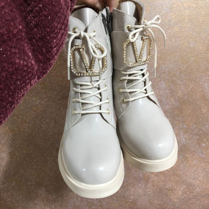 Ghete dama Valentino
