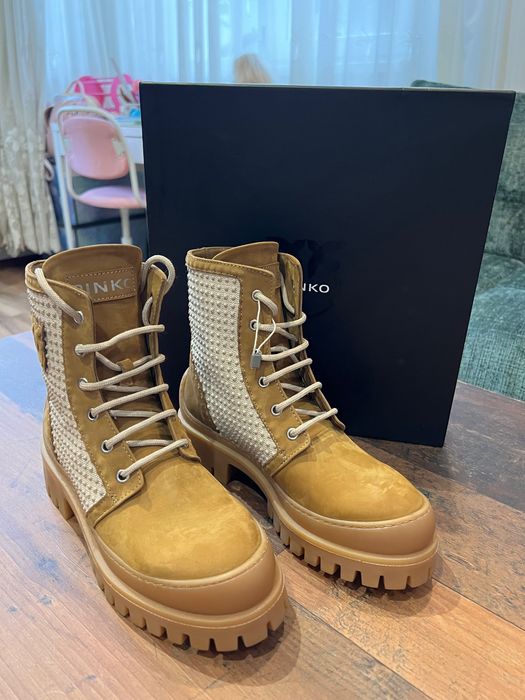 Pinko  чисто Ново боти естествен велур размер 38 цена