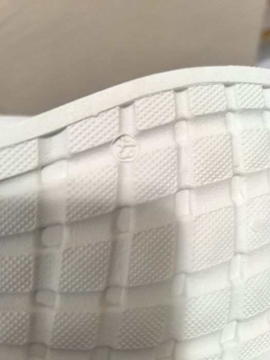 Продавам кецове нови 43 намер