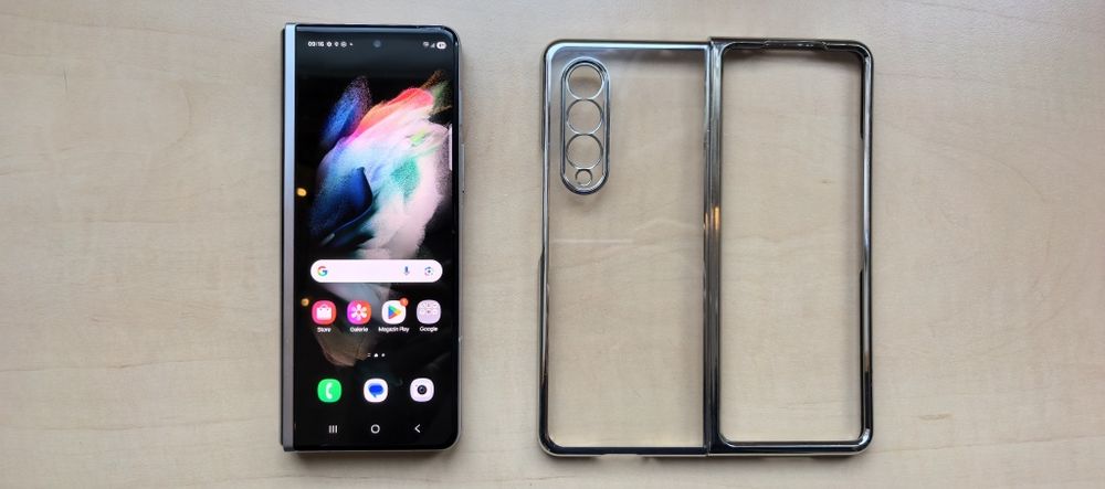 Samsung Galaxy Z Fold 3_256GB_12GB Ram (impecabil) - 2 Linii display