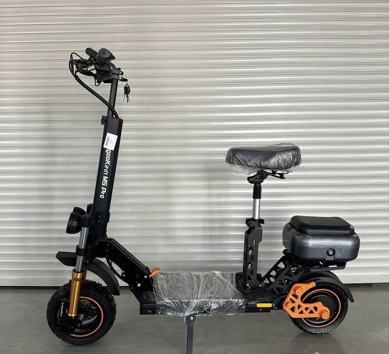 Продам новый электросамокат