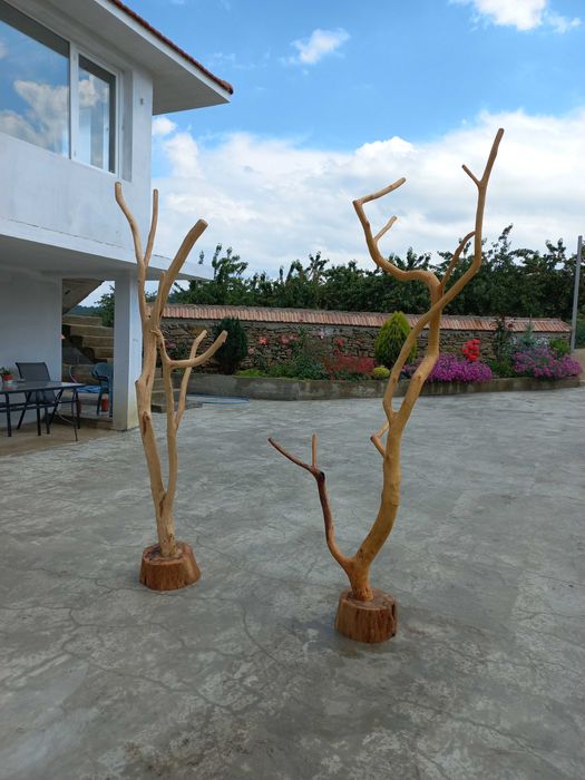 Декорация от дървена украса