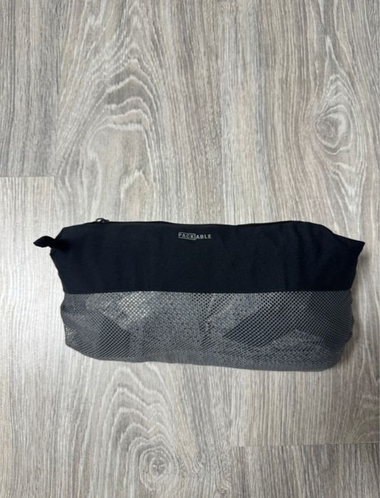 Hardshell Columbia Omni-Tech Packable