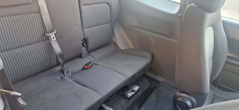 Se vinde Fără schimburi sau variante Mitsubishi Gold 2008 benzina