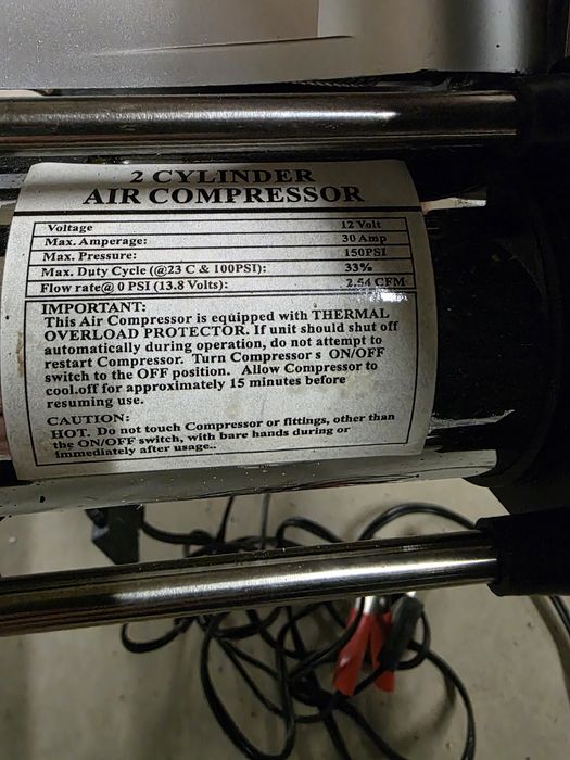 Компресор за гуми 12V