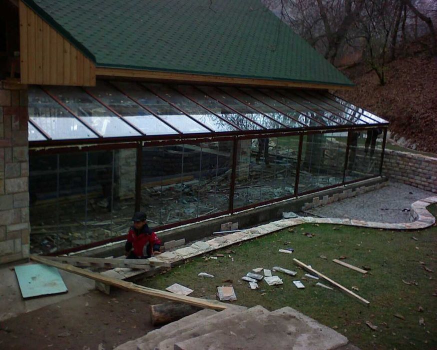 Перегородки офисов Двери стеклянные