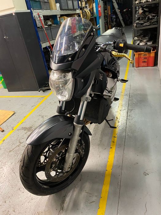 Dezmembrez Suzuki Gsr 600 model 2008